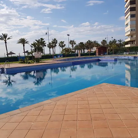 Luxury House 110 M2 On The Beach, Pool, Parking