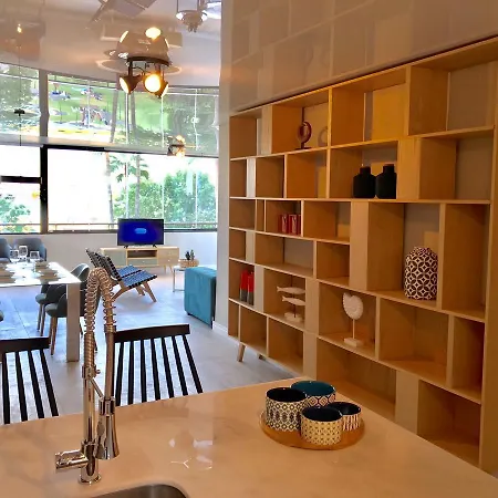 Luxury House 110 M2 On The Beach, Pool, Parking Torremolinos