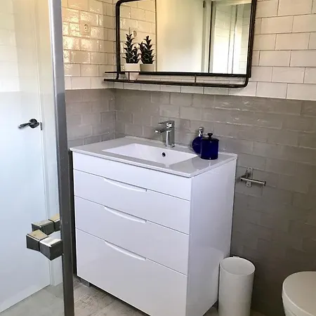 Luxury House 110 M2 On The Beach, Pool, Parking Torremolinos