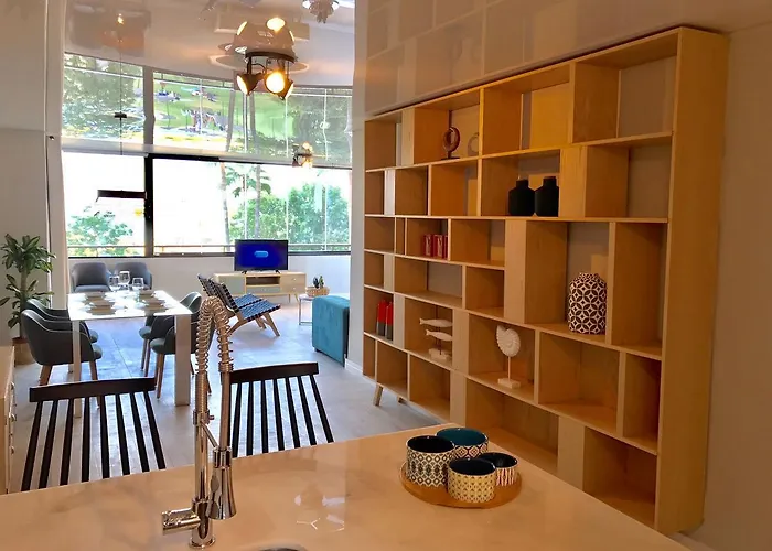 Luxury House 110 M2 On The Beach, Pool, Parking Torremolinos