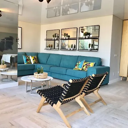 شقة Luxury House 110 M2 On The Beach, Pool, Parking توريمولينوس