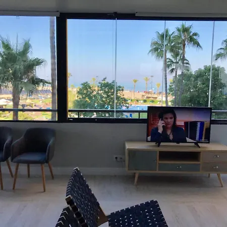 Luxury House 110 M2 On The Beach, Pool, Parking Torremolinos